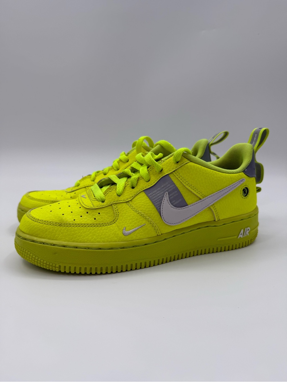 Nike Air Force 1 LV8 Utility Volt GS 6.5Y Women’s 8 Neon AR1708-700